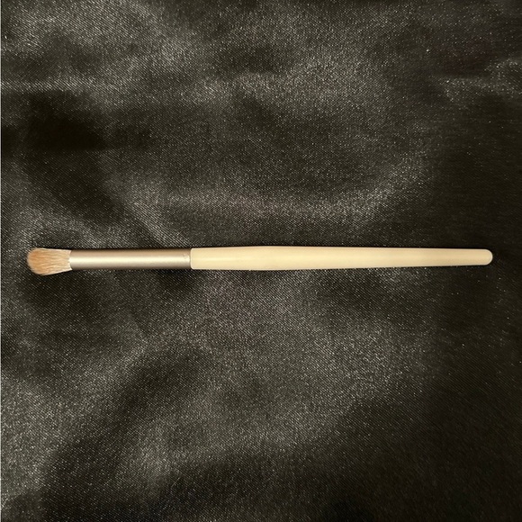 Ulta Beauty Pink and Cream Makeup - Picture 3 of 3